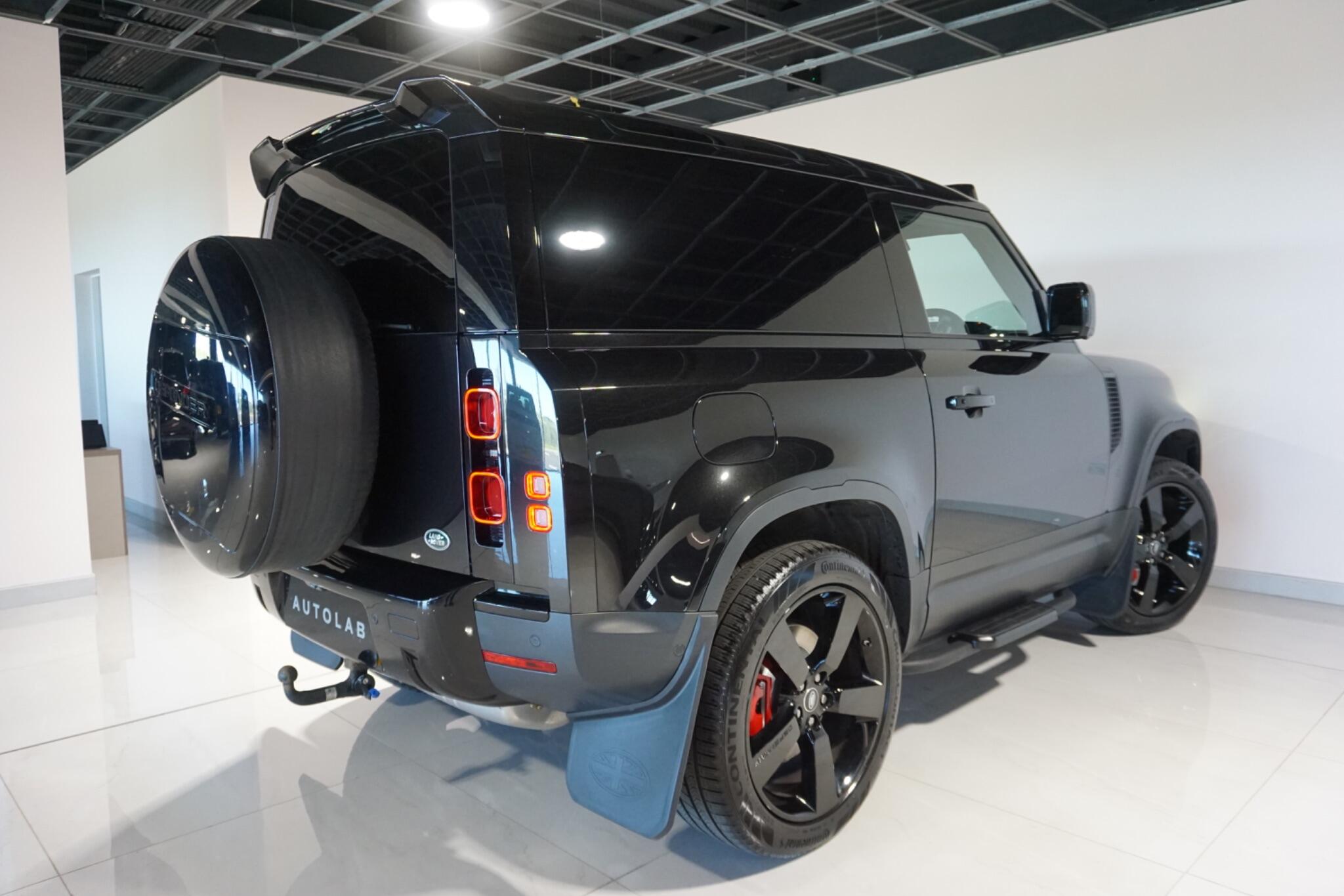 Land Rover Defender 90 3.0 D250 MHEV SE Hard Top SUV 3dr Diesel Auto 4WD SWB Euro 6 (s/s) (250 ps)